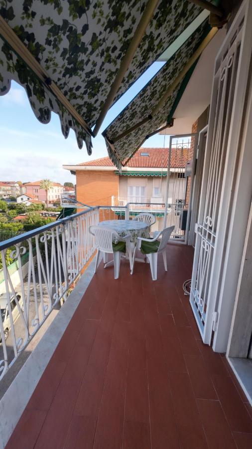 La Casa Di Giugiu Διαμέρισμα Ντιάνο Μαρίνα Εξωτερικό φωτογραφία